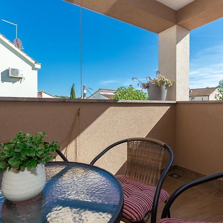 D&D Apartmani Biograd Na Moru Exterior photo